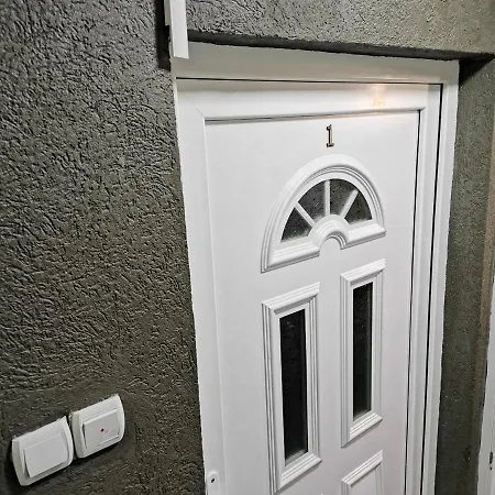 Artic Διαμέρισμα Τζαχορίνα